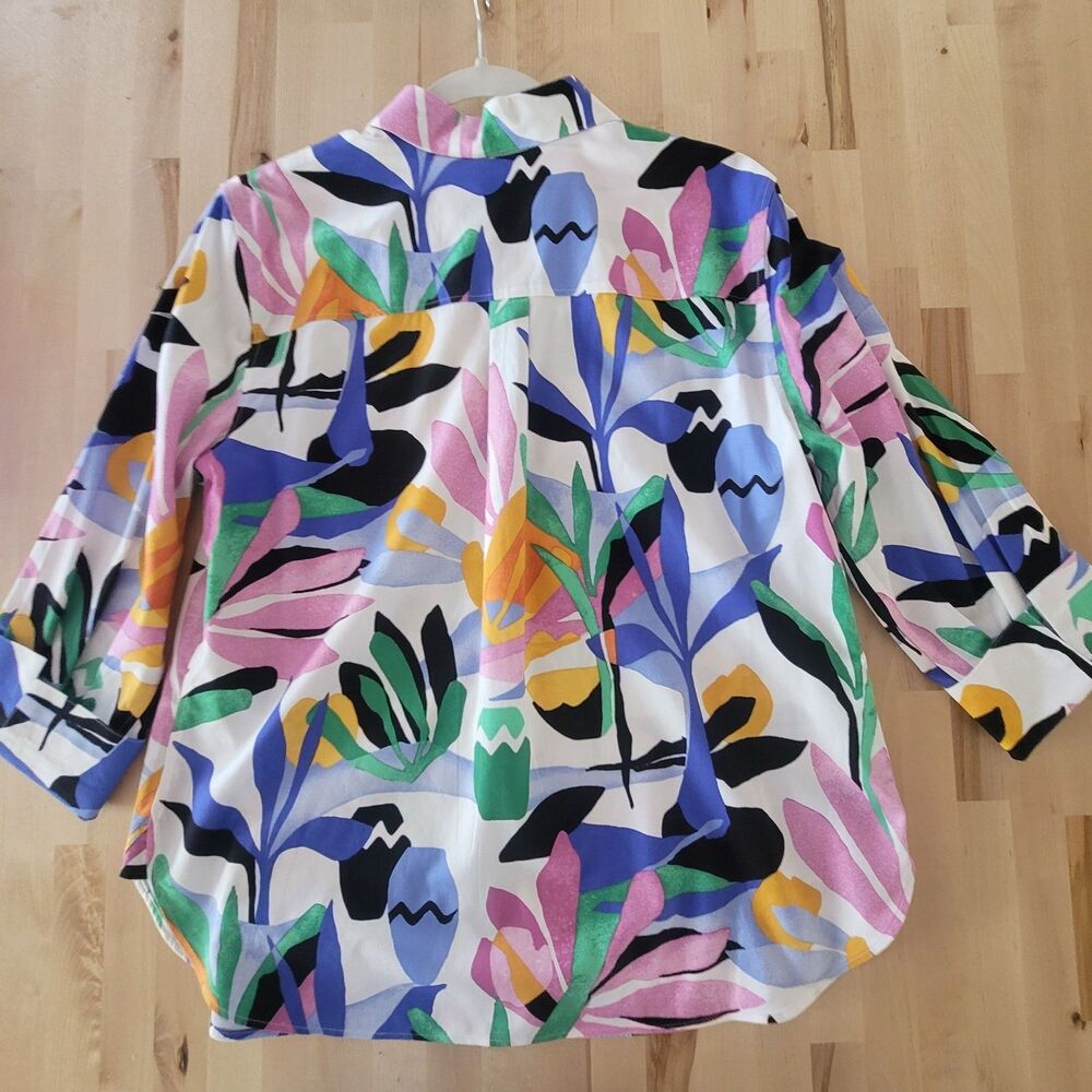 Chico's Floral Button Down Shirt 3/4 Sleeve Size 2/12 Colorful Blouse Collar - Picture 4 of 8
